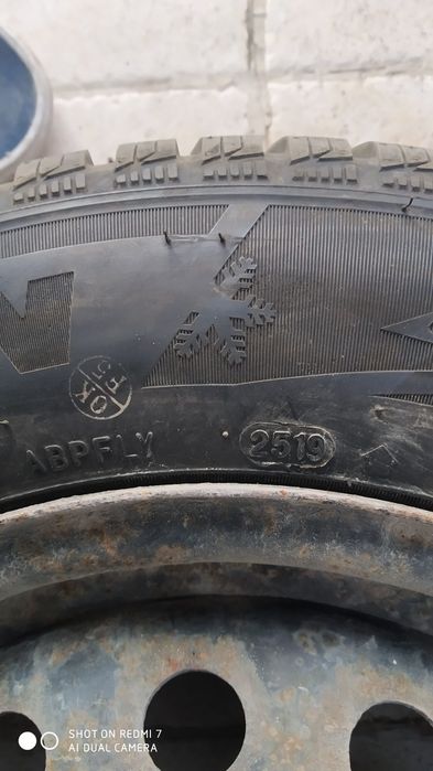 Зимни гуми почети нови