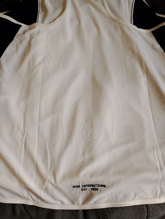 Потник Nike за баскетбол, волейбол,фитнес