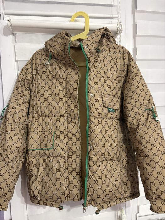 Бежово дебело яке