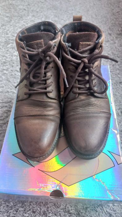 Мъжки боти от естествена кожа