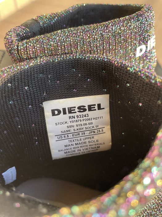 Pantofi sport slip-on tip soseta cu insertii din fire metalice