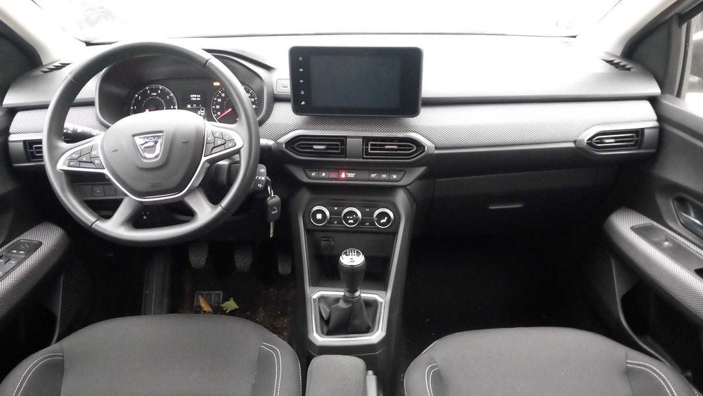 Dacia sandero 3 avariata