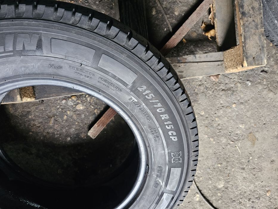 2 anvelope M&S 215 70 15C Michelin 7.2mm