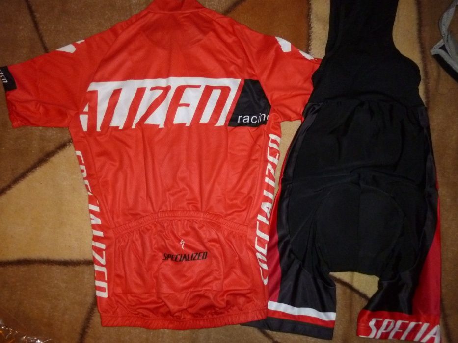 Echipament ciclism Specialized rosu racing 2022 set pantaloni tricou