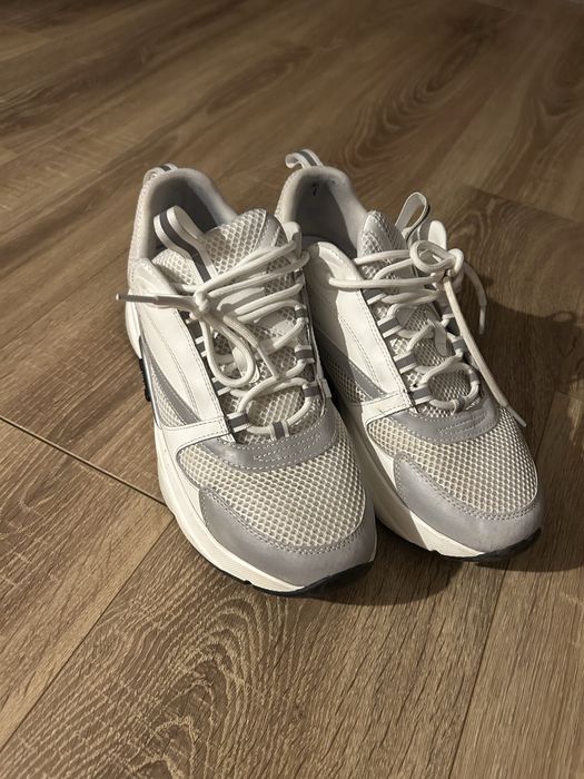 Dior b22 Adidasi albi