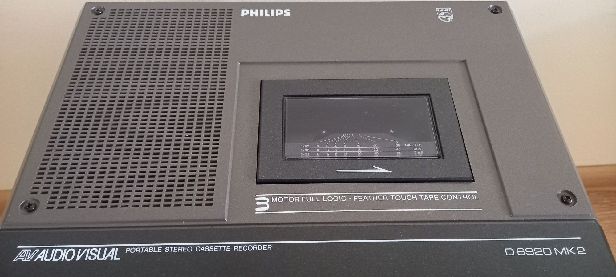 Продавам philips d 6920 mk2