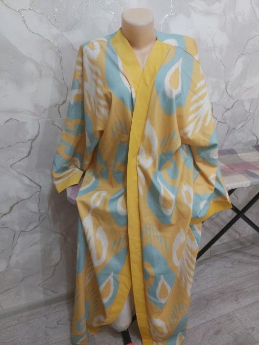 Платья женские разные