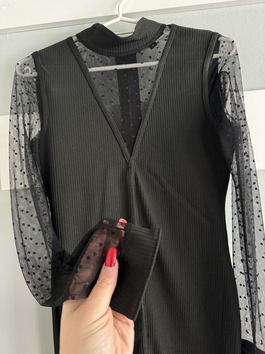 Черна дамска рокля