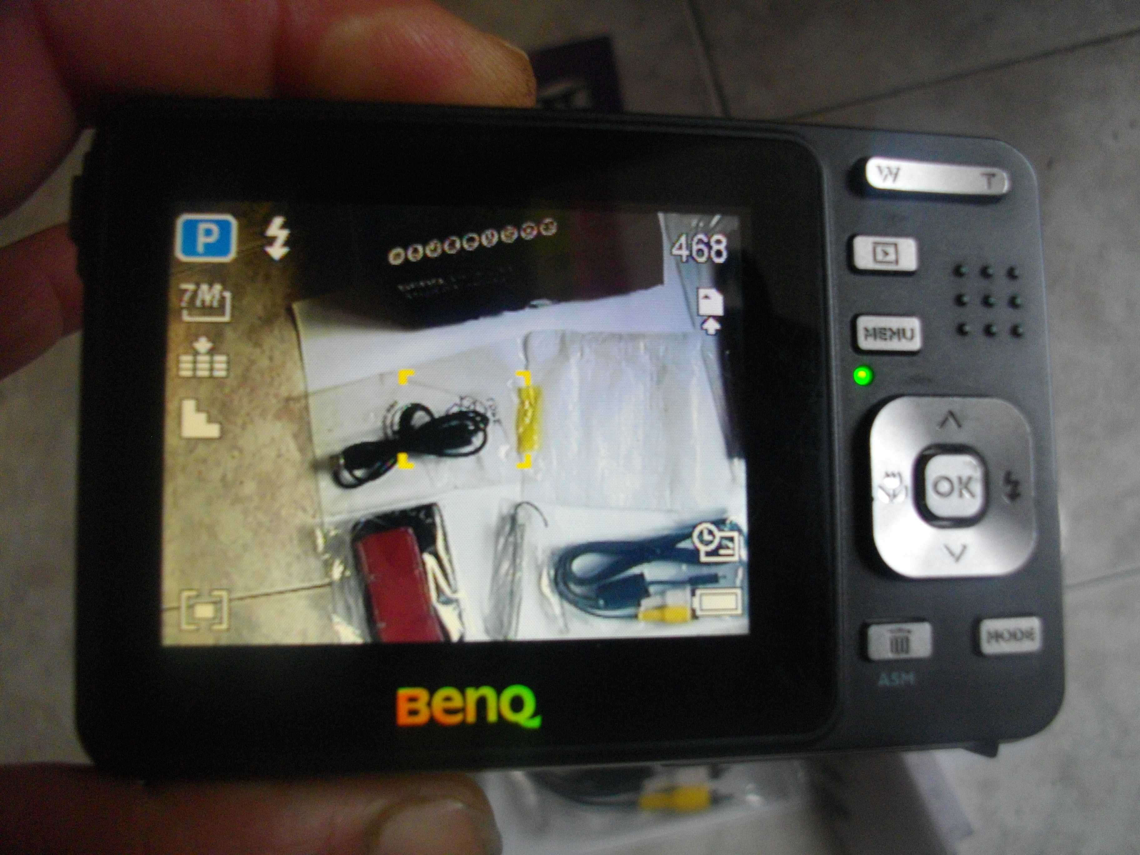 BENQ DC C740-Digital Camera-7,0MP-Pentium-64MB RAM-Фотоапарат
