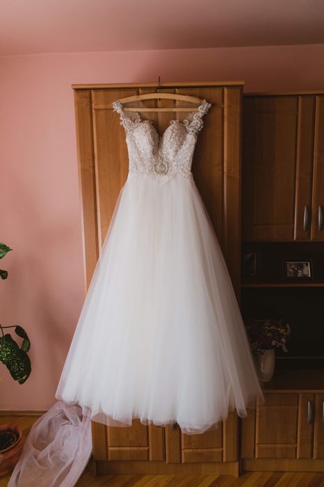 Rochie de mireasa de vânzare