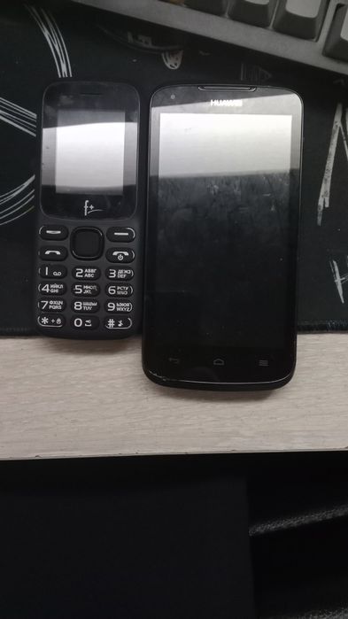 Продам Телефоны.