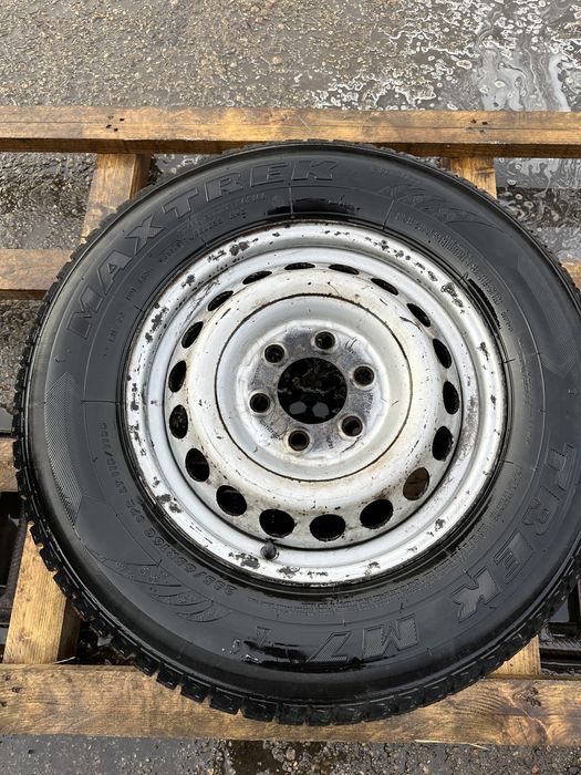 Rezerva Mercedes Sprinter 235 65 16 c cu anvelopa de iarna