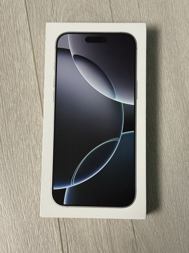Чисто нов IPhone 16 Pro Max 256 GB, White Titanium