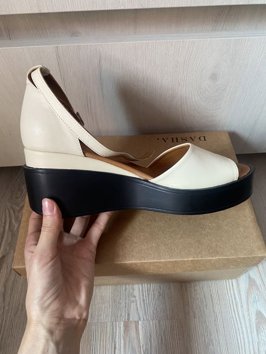 Sandale cu platformă Dasha