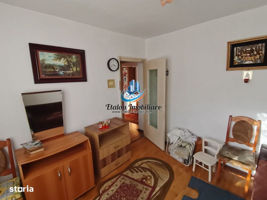 Apartament 2 camere decomandat, pe SUD, Precista Merita vazut!