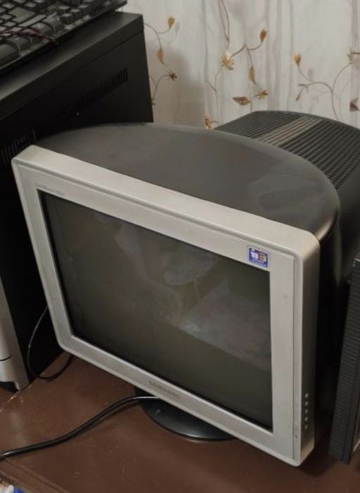 Антиквариат компьютер