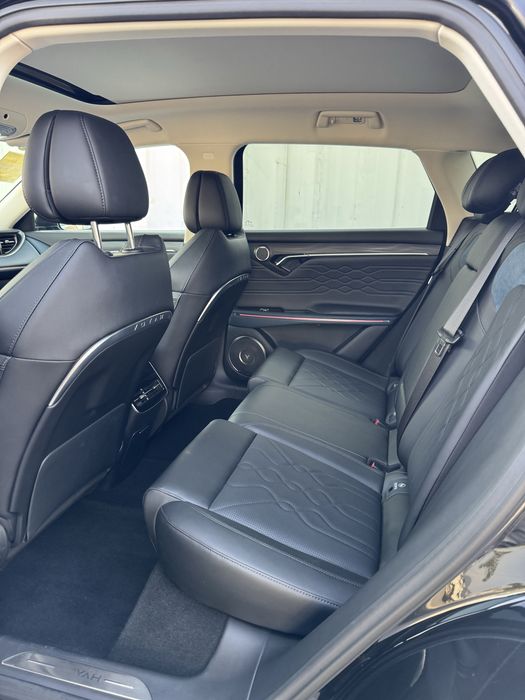 Voyah free 210 black/black с пробегом