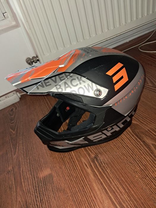 Vand casca enduro