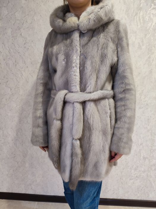 Продам норковую шубу