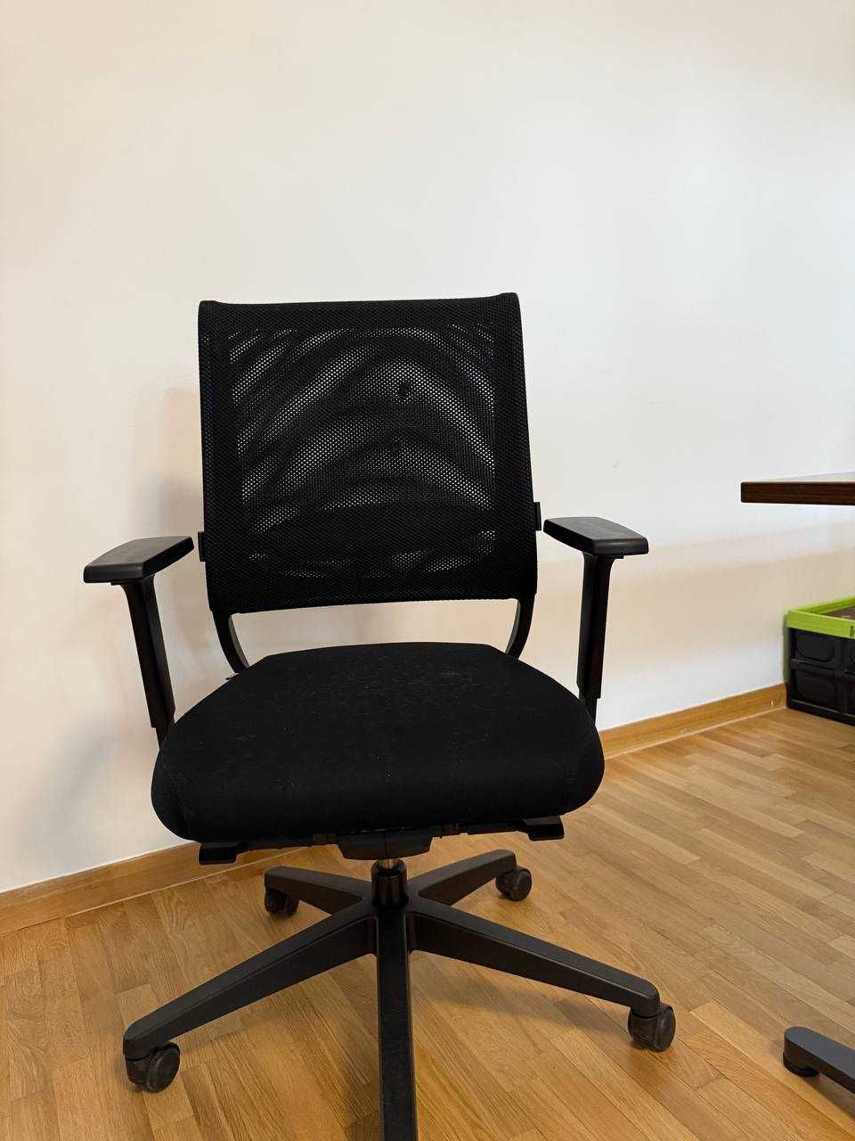 Scaune ergonomice Sedus – în stare bună