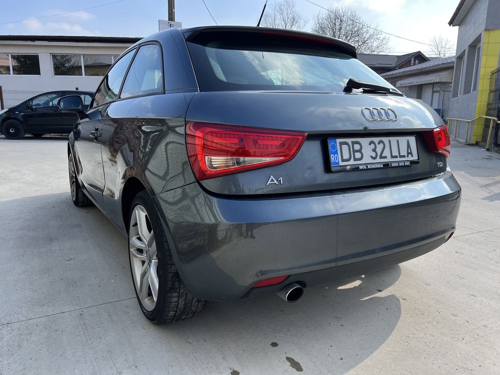 Audi A1 S Line 1.6 diesel 105 cai