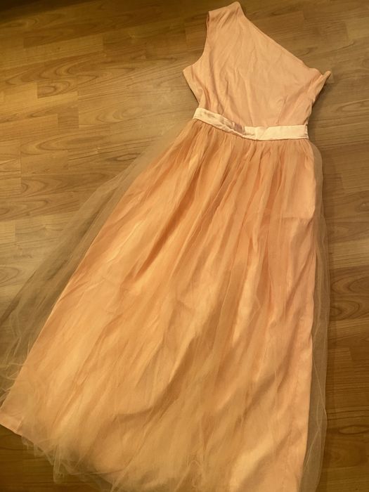 Рокля за сватба или официален повод