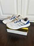 Adidasi , adidas numarul 38 jumate