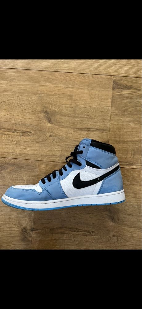 Jordan 1 University Blue Retro High OG