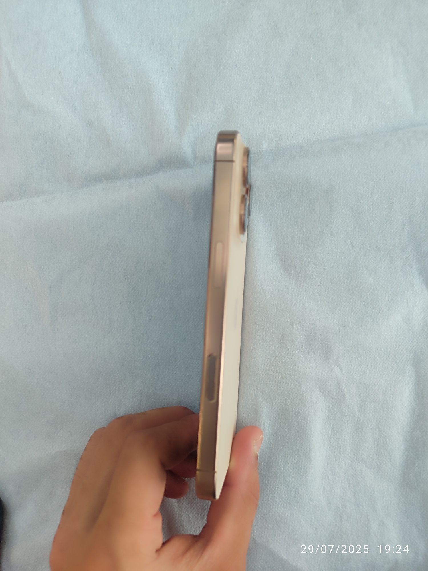 iPhone 16 pro 256 gb
