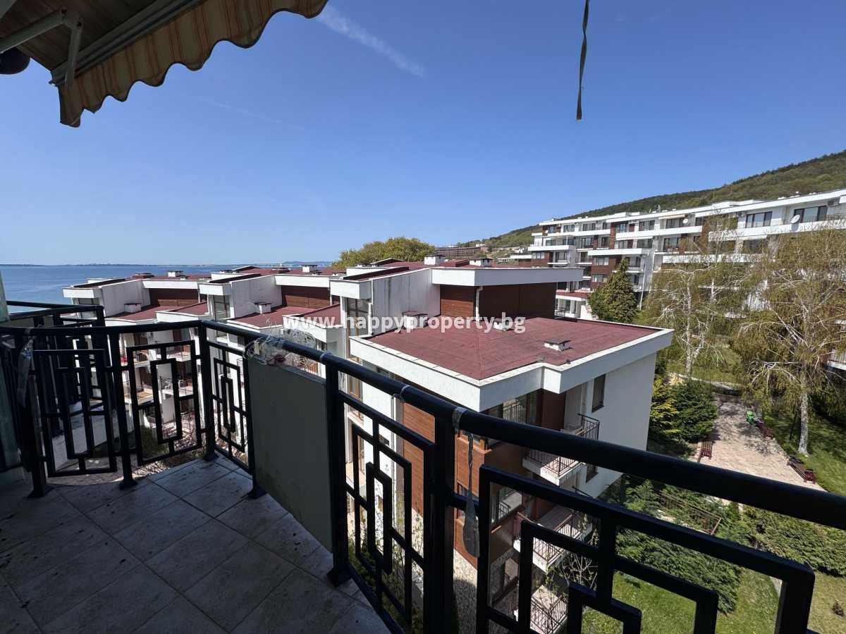 Продава се Двустаен апартамент в к.к. Елените - 52 кв.м за 1210 €/кв.м - Снимка #11