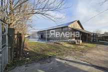 Парцел с промишлено помещение