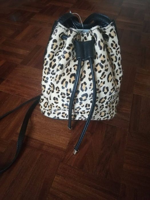 малка чанта с животински принт