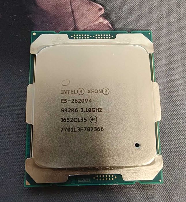 Vand Procesor Intel Xeon E5-2620 v4, 8 nuclee, 2.10GHz