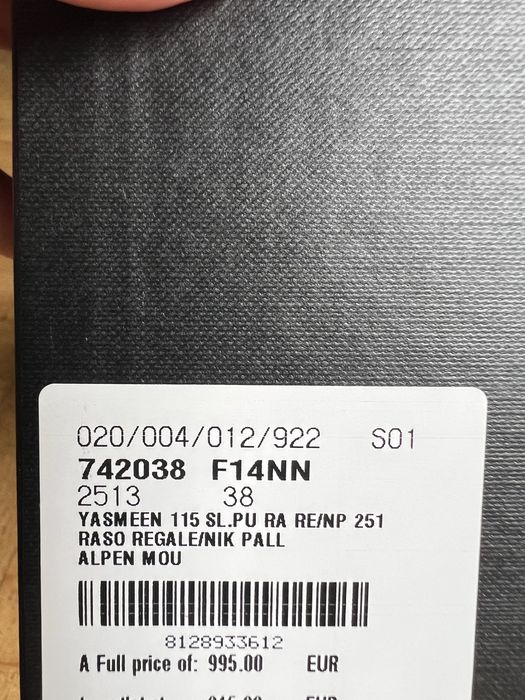 Saint Laurent Yasmeen