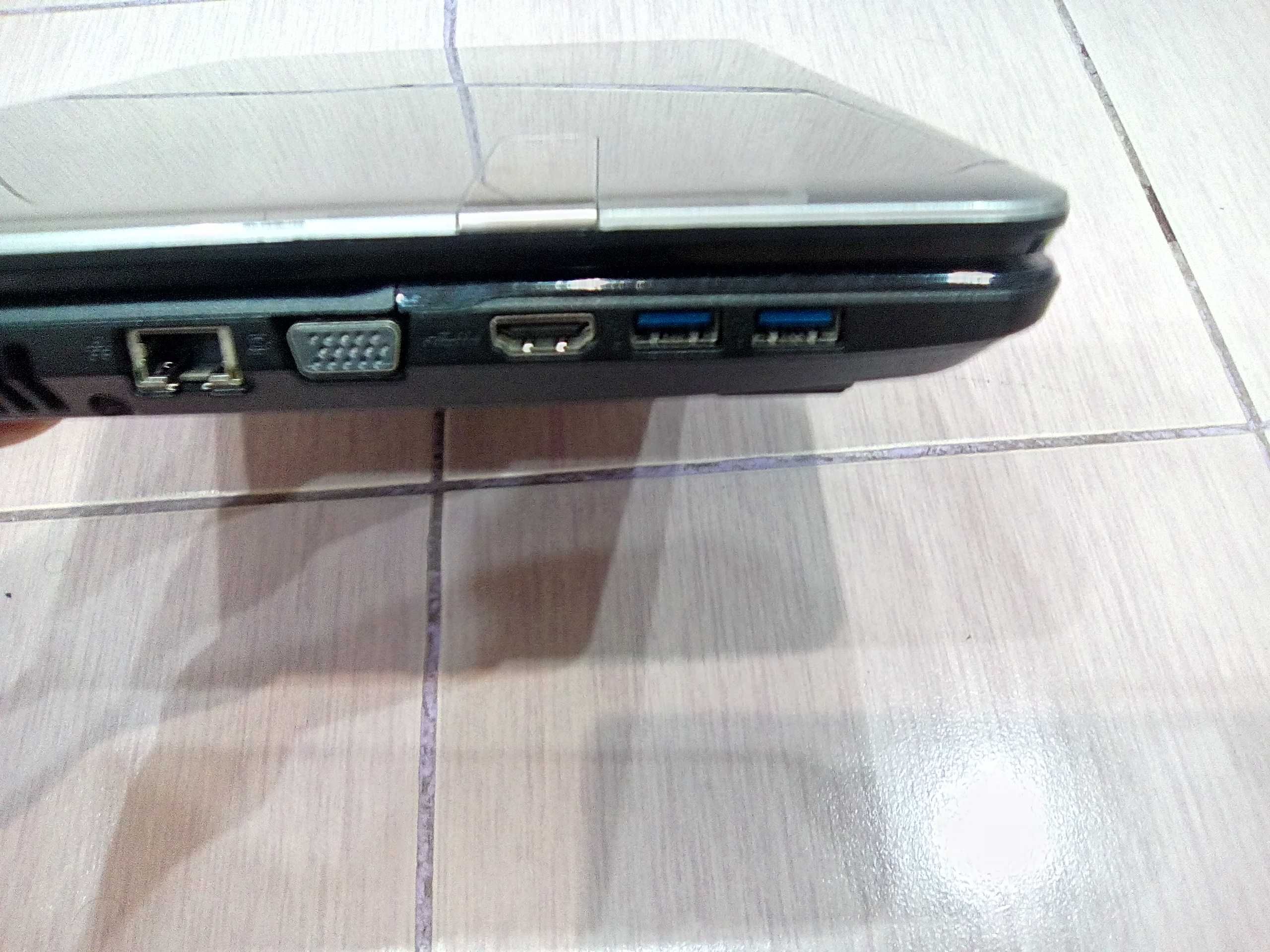 Лаптоп ACER ASPIRE E1-772G - 2 ядра , 4 логически процесора