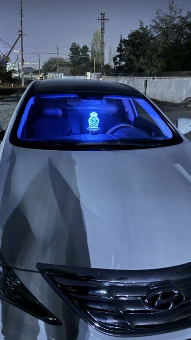 Real madrid logotipi emblemasi 3d tung'i