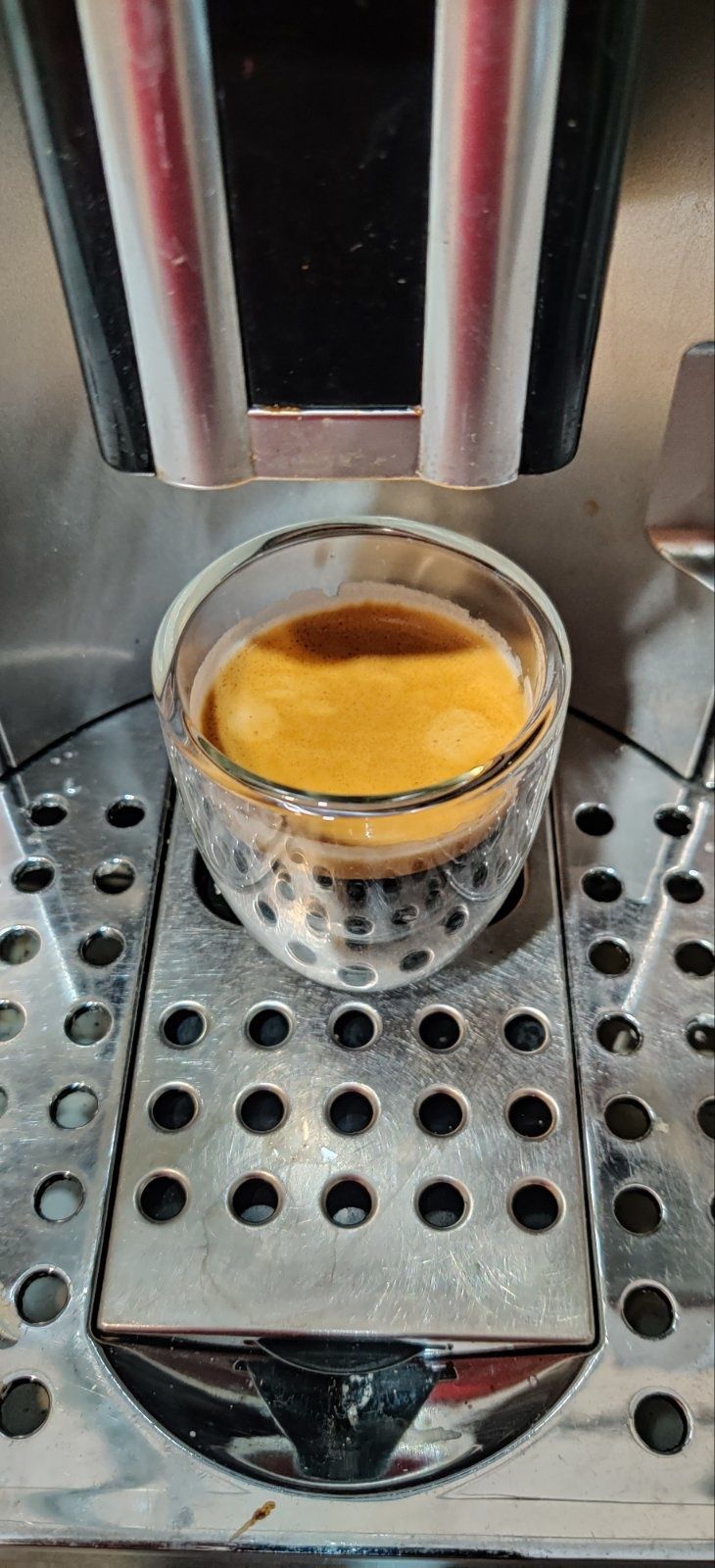 Кафе автомат Delonghi PrimaDonna avant
