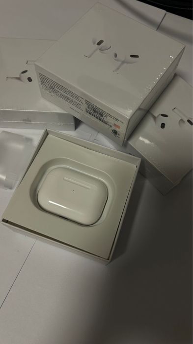 Airpods pro.