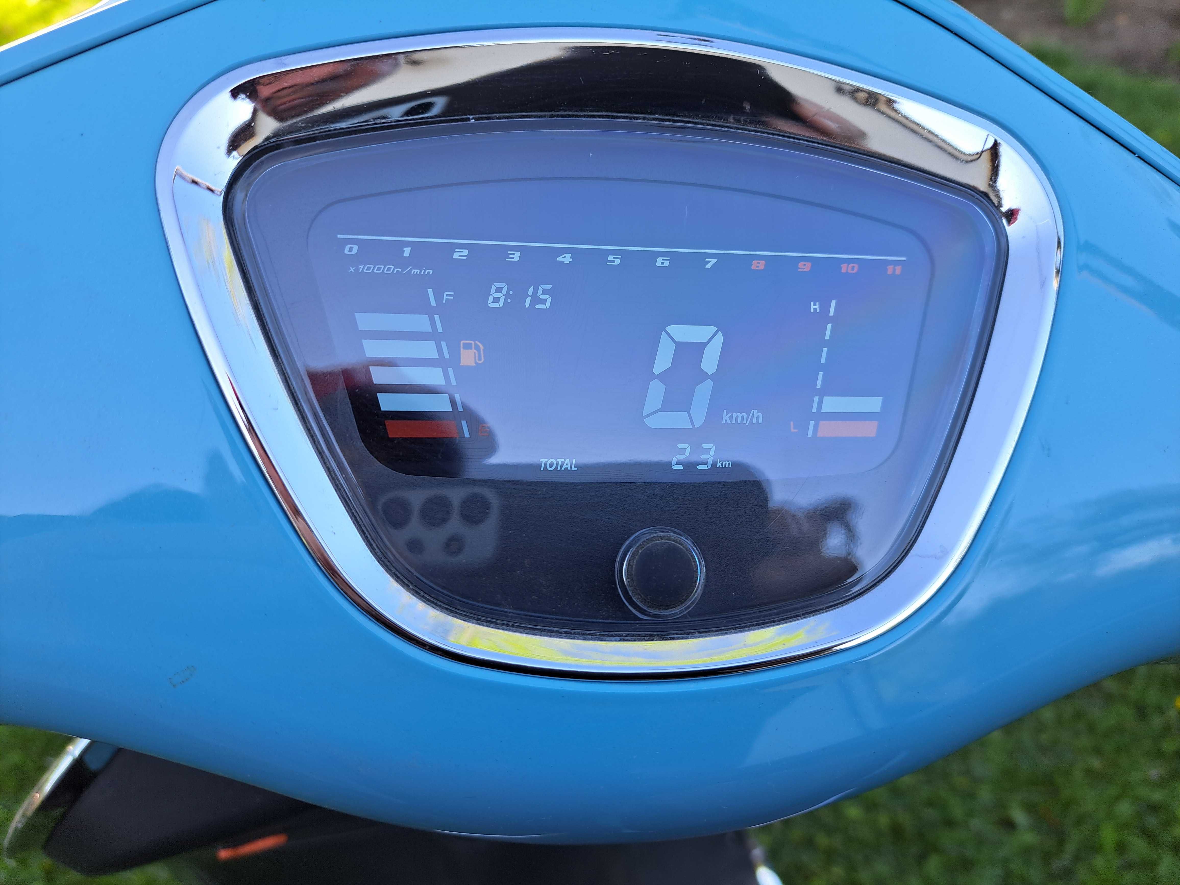 Vand scuter 50 cc pe injectie,euro 5