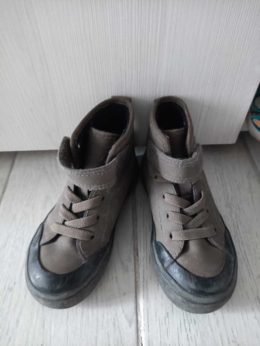 Ghetute HM toamna/iarna marime 25