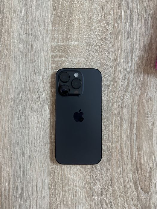 Срочно продам Iphone 14 pro в отличном состоянии