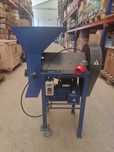 Spargator de nuci GRK-300