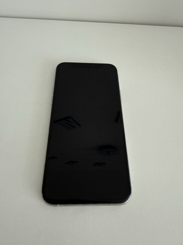 Iphone 11 pro 250 лв