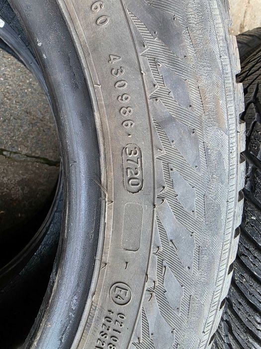 Комплект Зимни гуми Nokian SnowProof 205/60 R16
