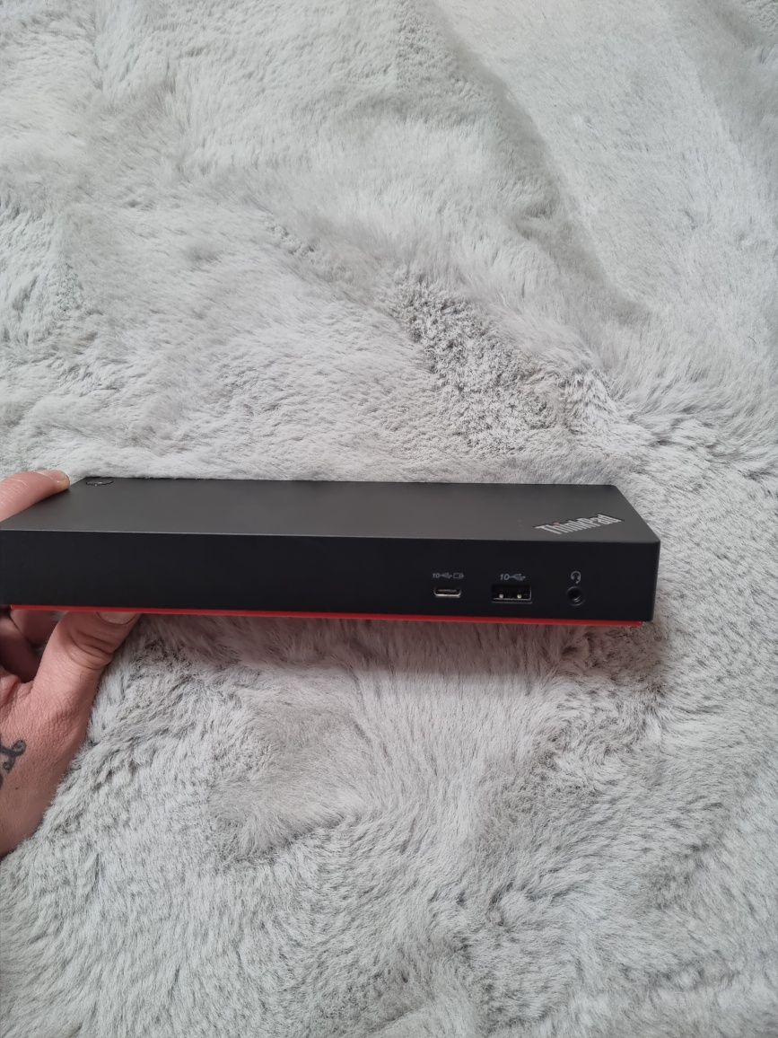 thinkpad universal thunderbolt 4 dock