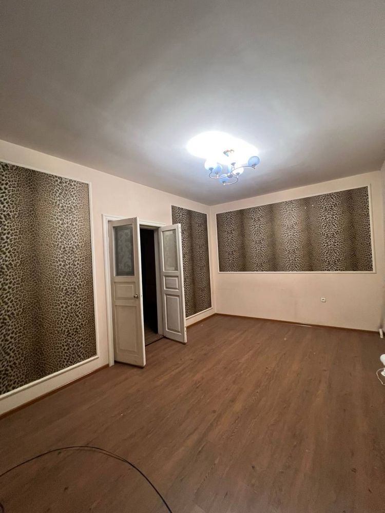 Продается БЕЗРЕМОНТ участка в РАКАТЕ Яккасарае