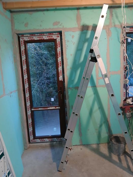 Алуминиева стълба трираменна седем стъпала