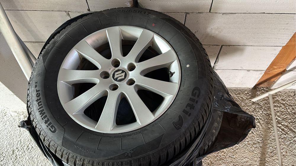 Jante Suzuki grand vitara cu anvelope de iarna noi
