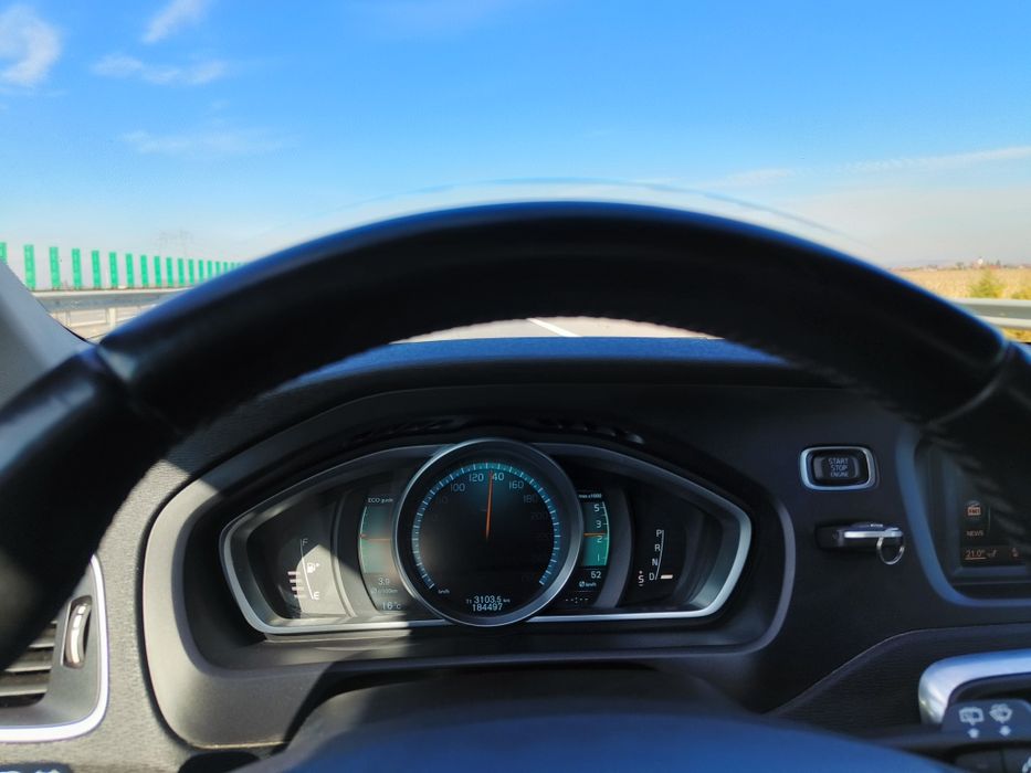 Volvo V40 D2, automat, 2014