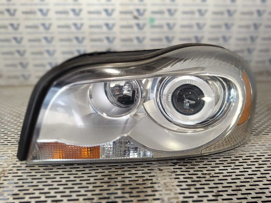Far stanga xenon adaptiv VOLVO XC90 2009-2014  ( lupa )